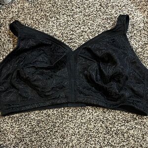 Chic Black Lace Women's Bralette